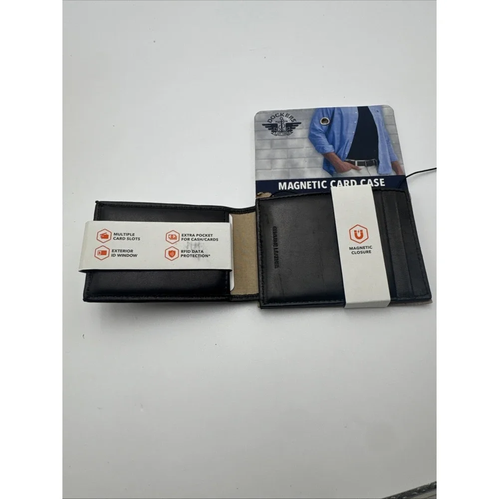 Dockers Men's Coated Leather Magnetic Money‎ Closure Front Pocket Wallet Black